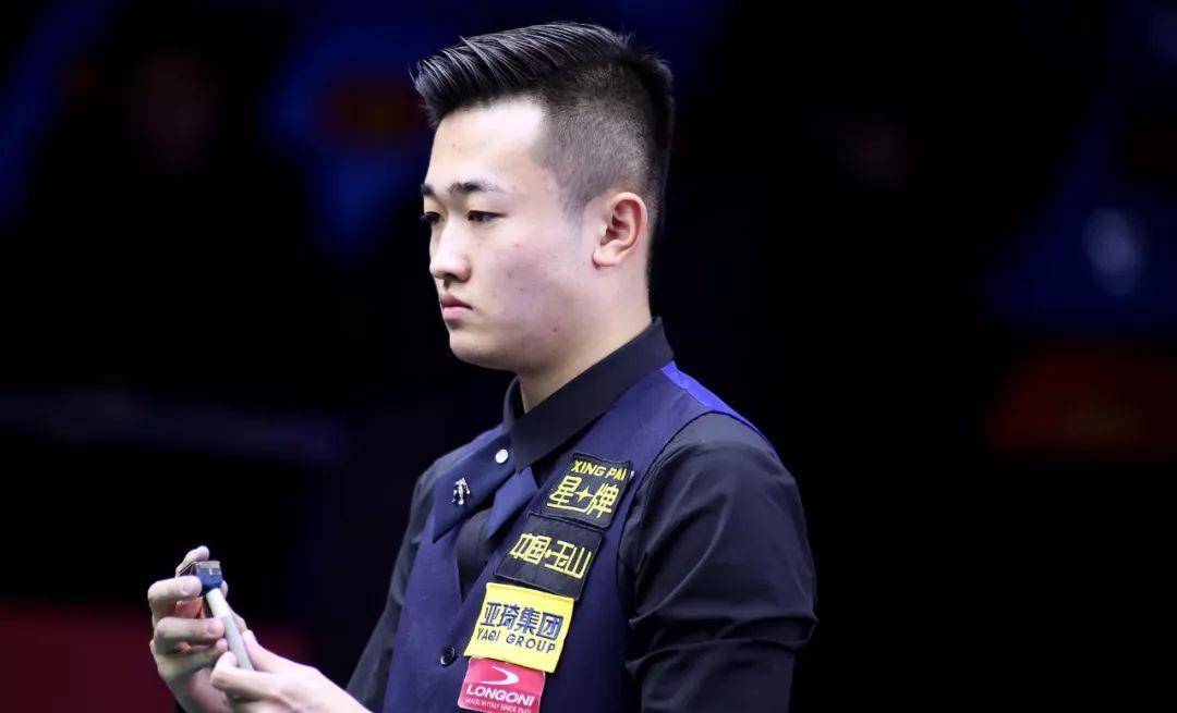 席和天空被 席和天空被