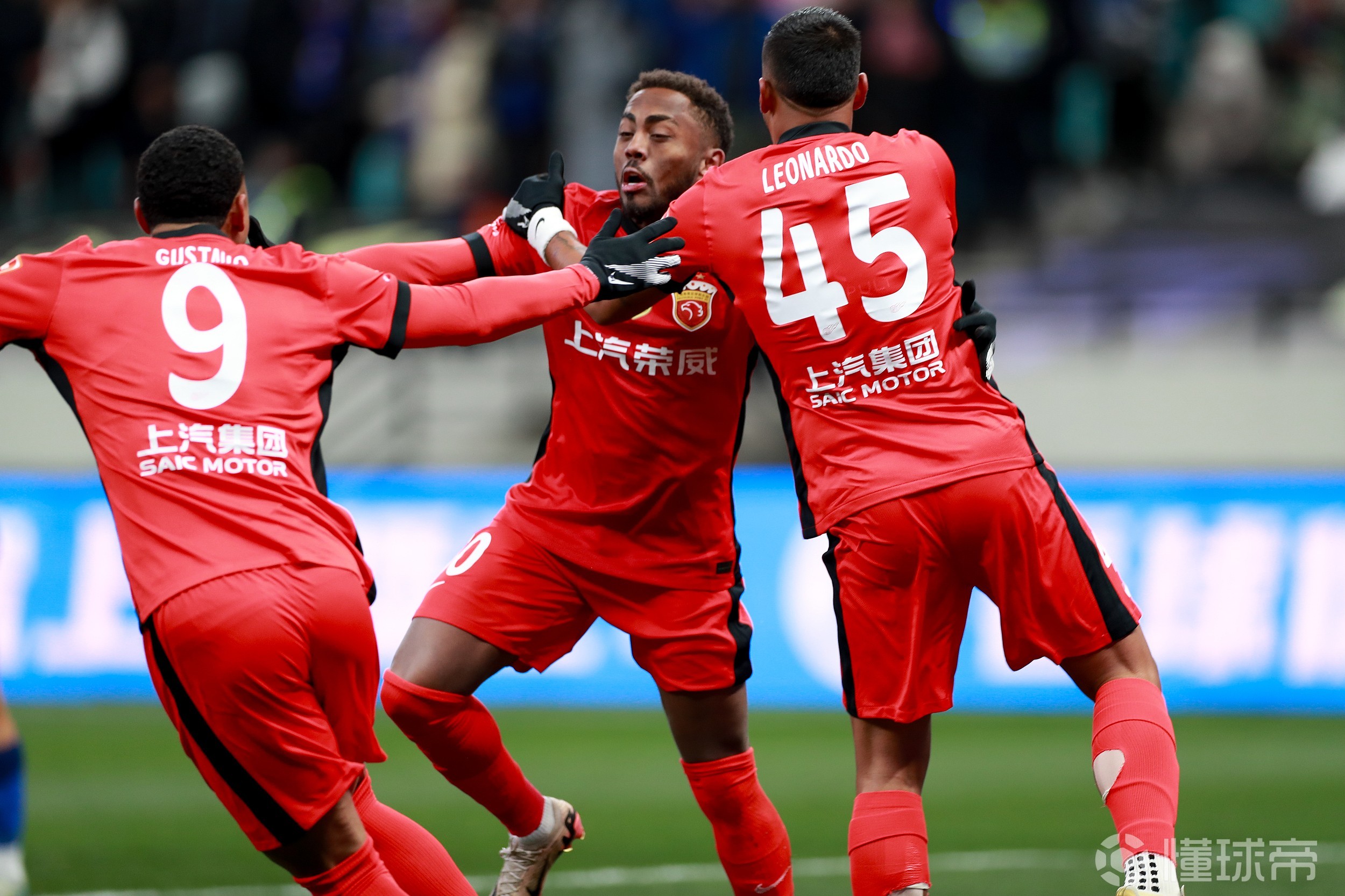 更是球队整 更是球队整